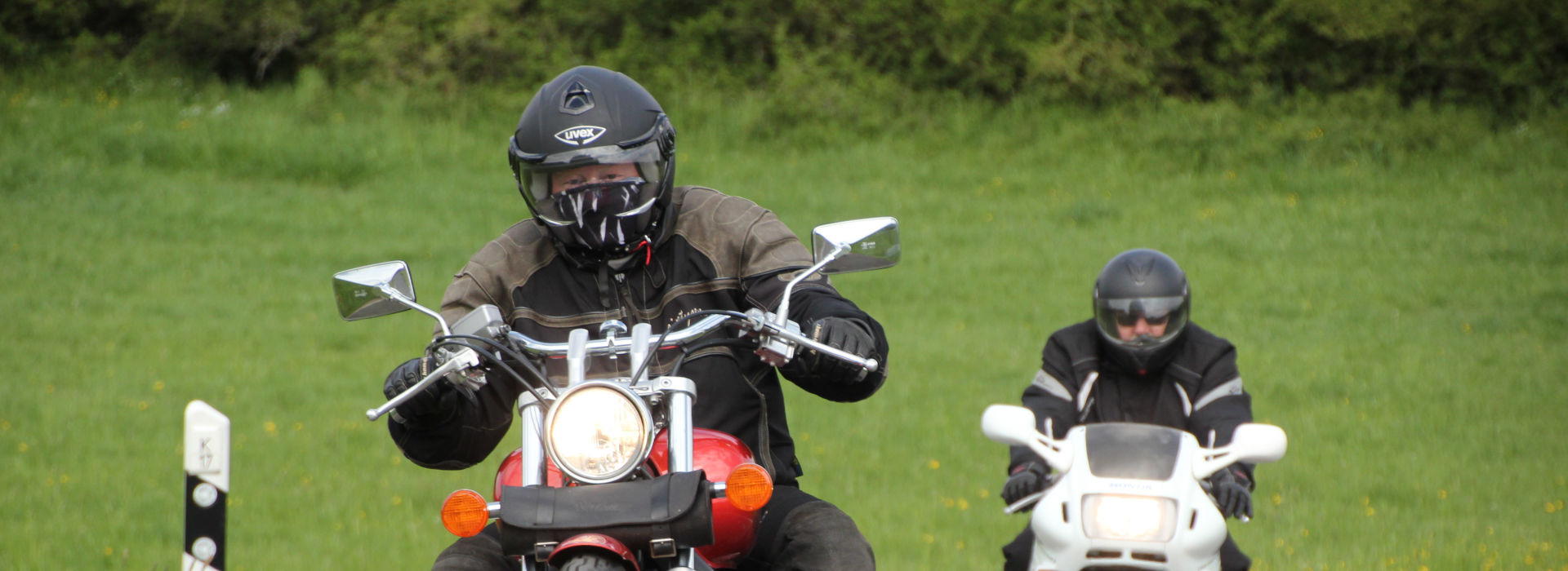 Motorrijbewijspoint Hoogvliet contact